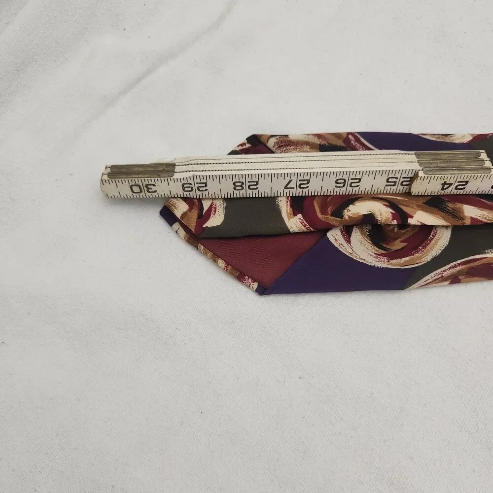 Tie Lord & Taylor Metropolitan Men's 100% Silk Italy Abstract Pattern VTG 80's